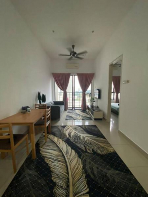 Lovely Dpulze 1 Bed Room with Pool @cyberjaya ;- )